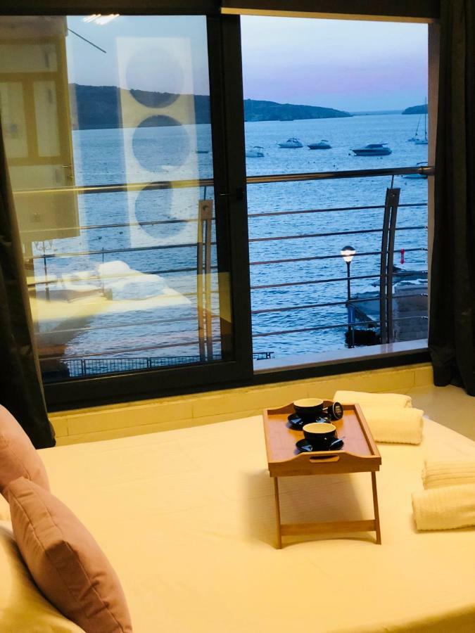 Appartamento Window On The Sea St. Paul's Bay Esterno foto